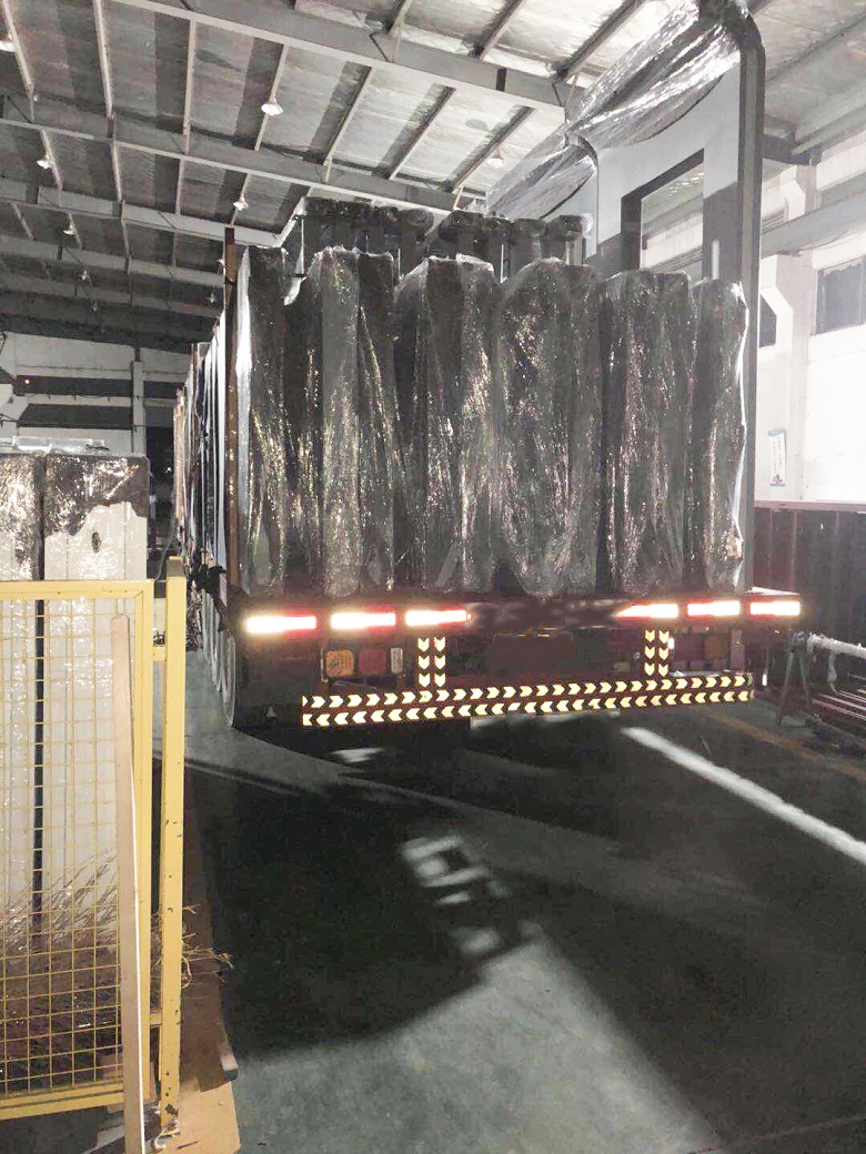 2018.7.6 山東文登公交站臺(tái)、候車亭發(fā)貨